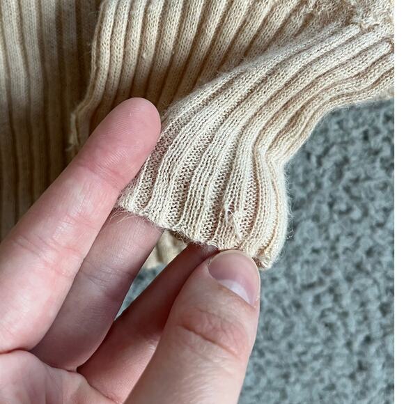 Hollister Sweater Large Crop Scoop Neck Pullover Pink Cream Y2K Coquette Ballet - Picture 6 of 16